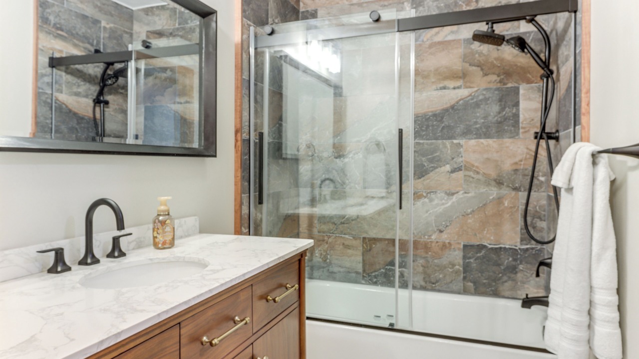Photo of Bathroom in Fairland