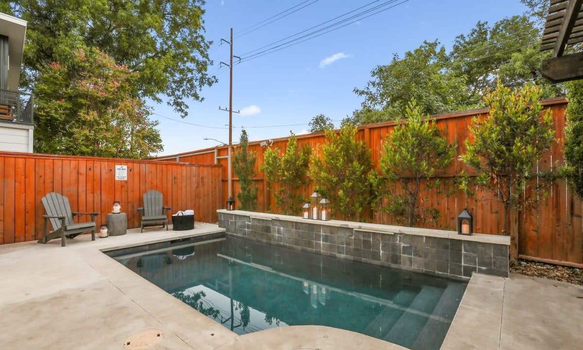 Photo of Outdoor in Govalle