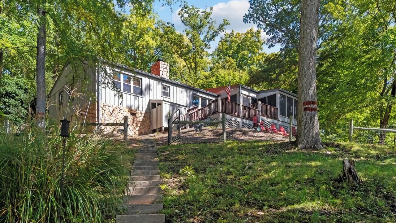 Photo of Outdoor in Clarksville