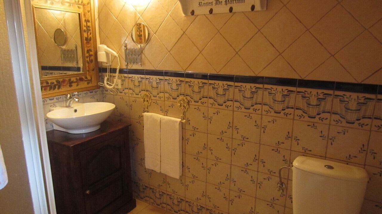 Photo of Bathroom in Lerma