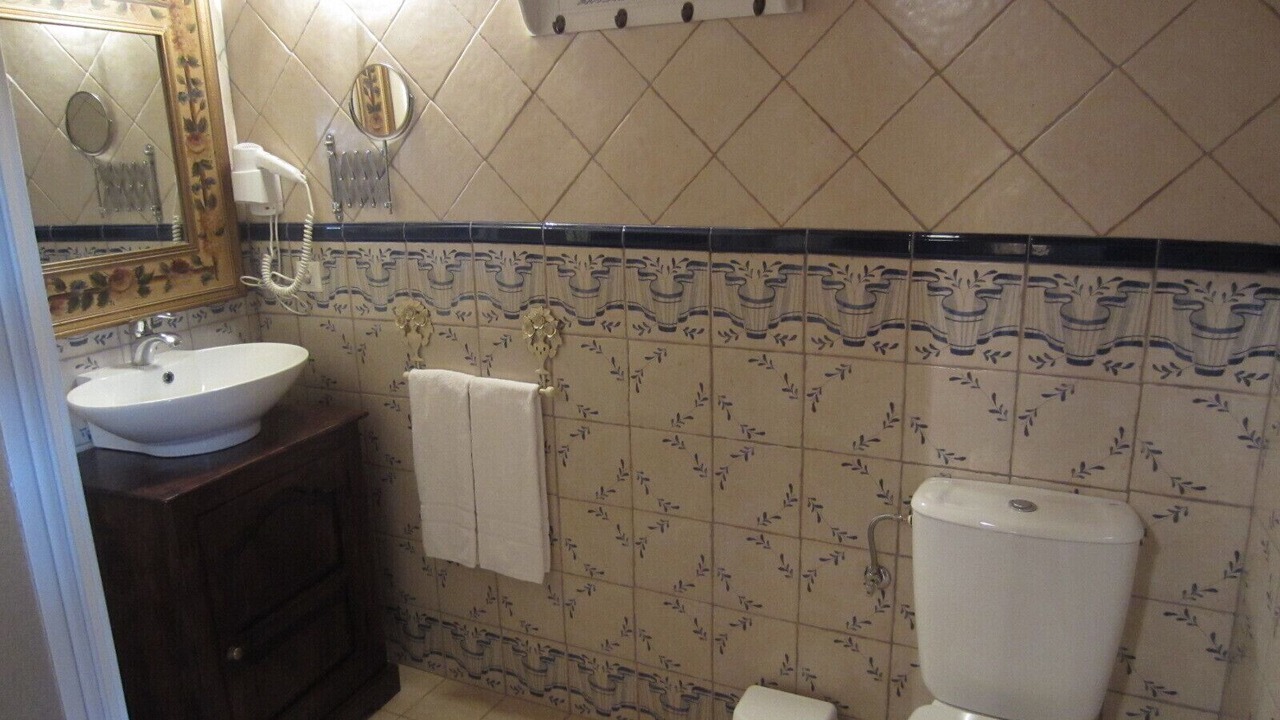 Photo of Bathroom in Lerma