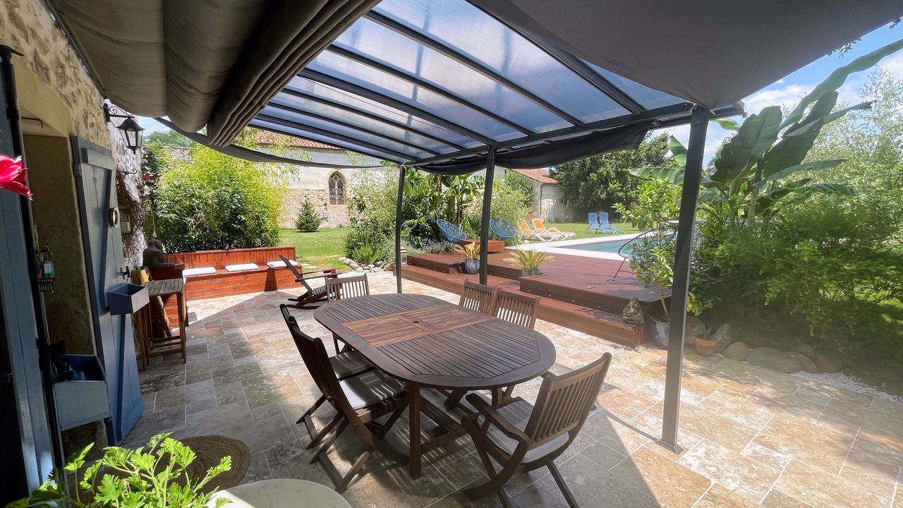 Photo of Outdoor in Beauchalot