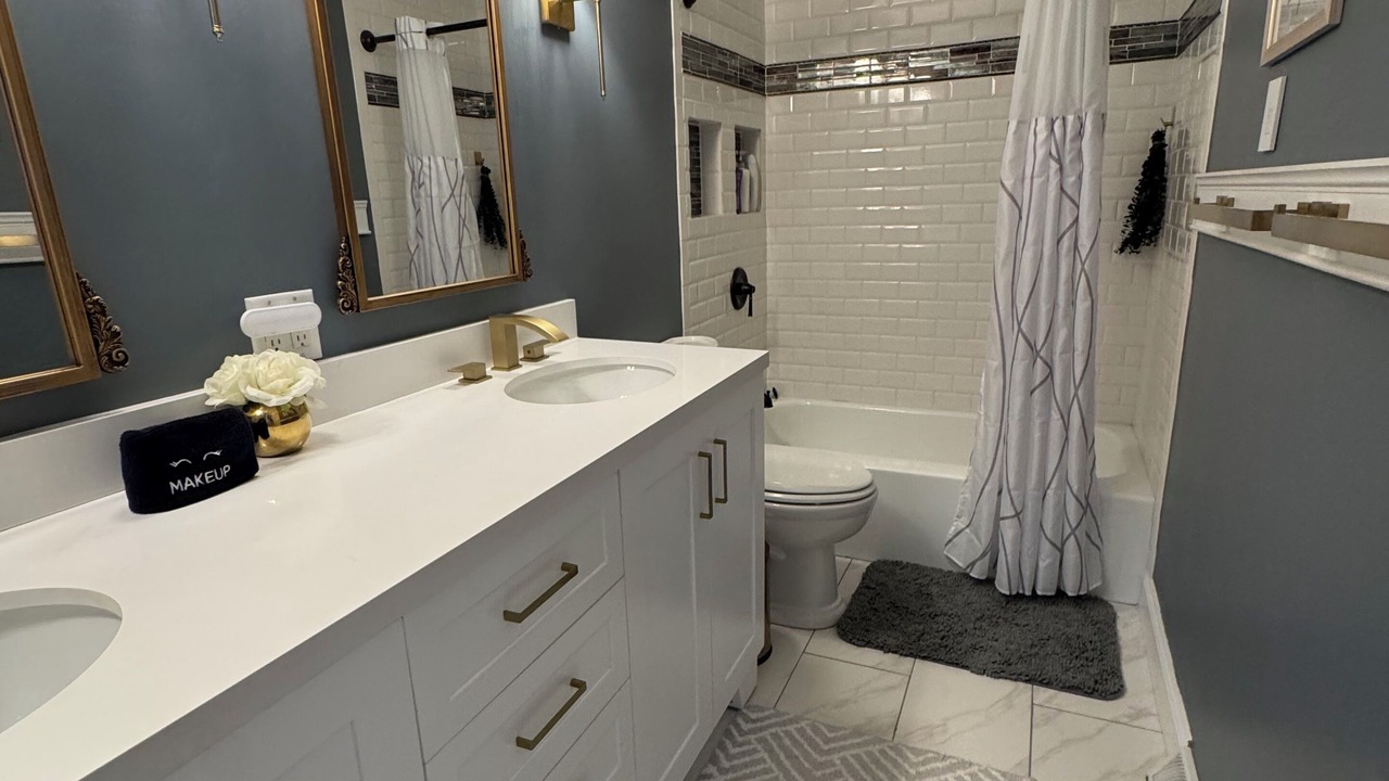 Photo of Bathroom in Dubuque