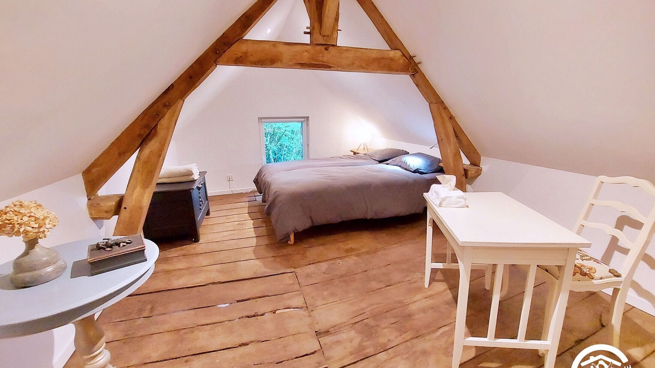 Photo of Bedroom in Montenay