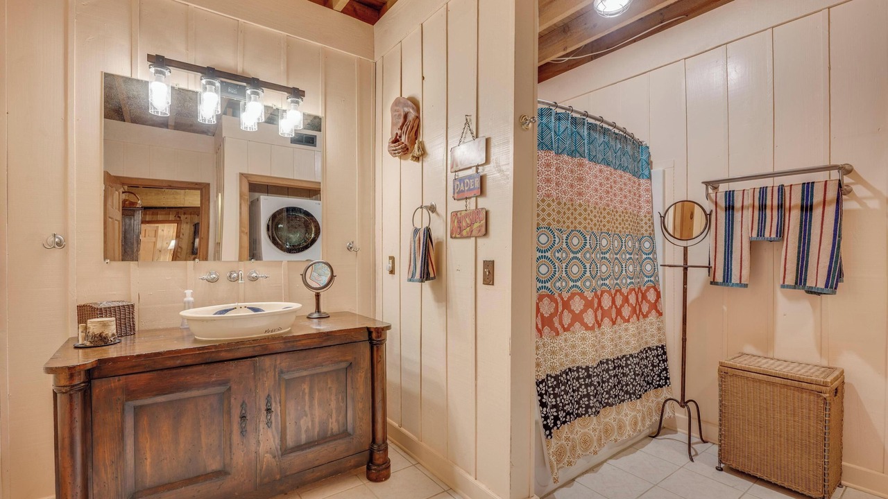 Photo of Bathroom in Mentone