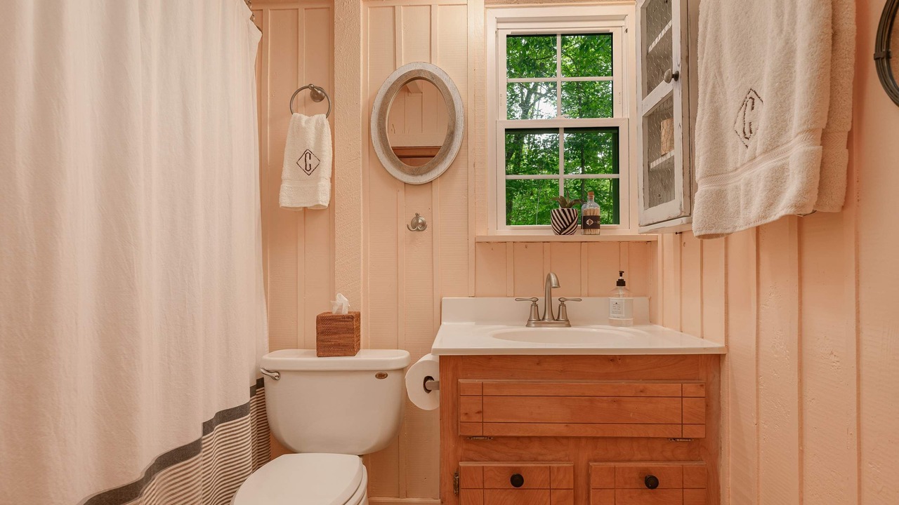 Photo of Bathroom in Mentone