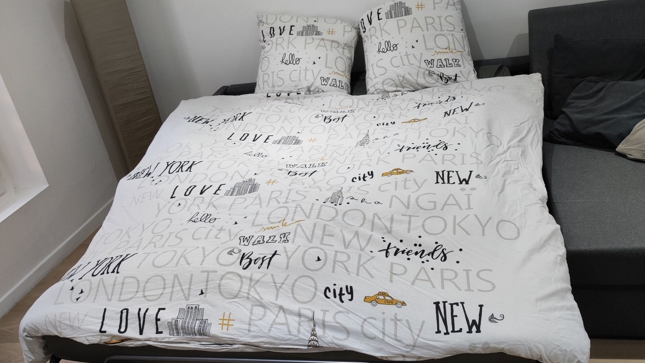 Photo of Bedroom in Louvres