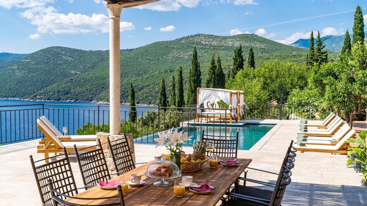 Photo of Outdoor in Molunat