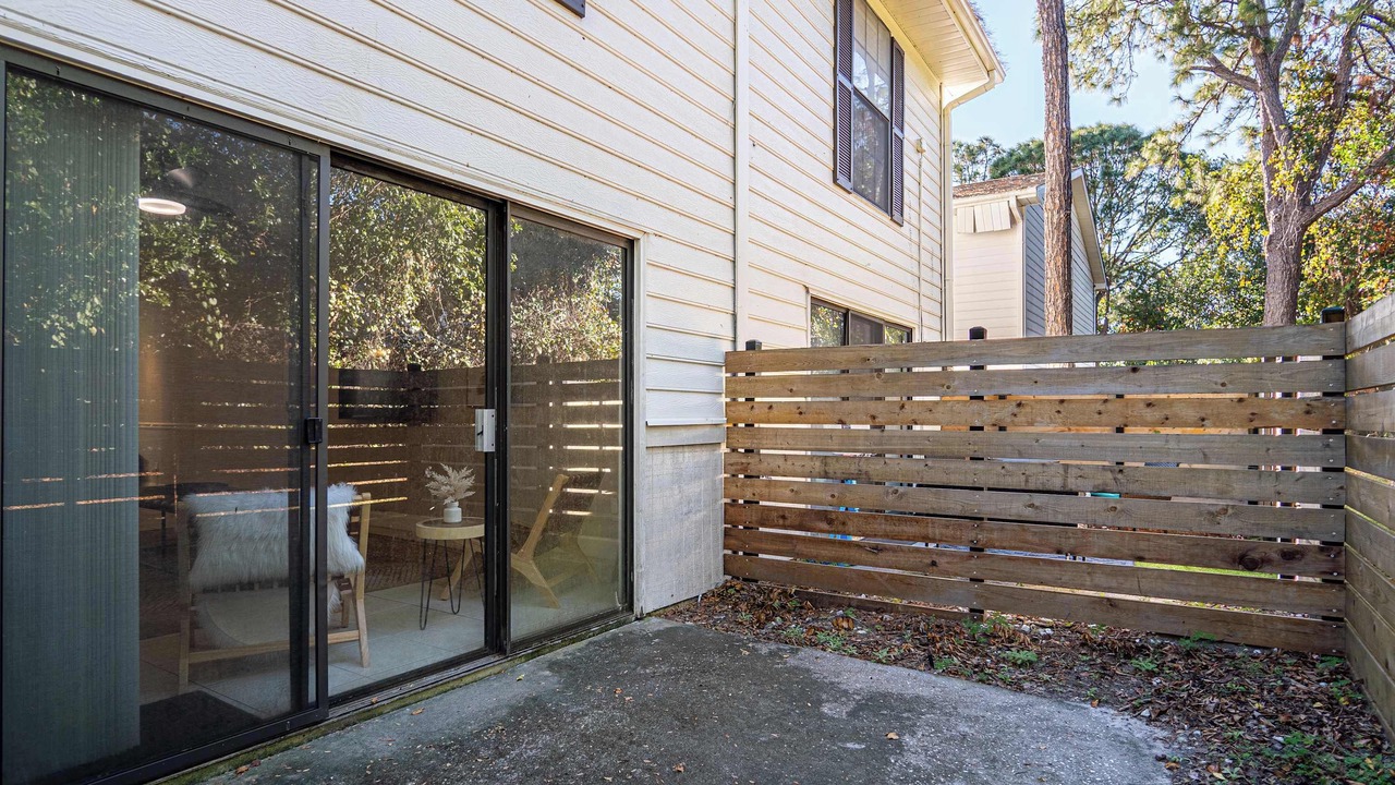 Photo of Patio Balcony in University