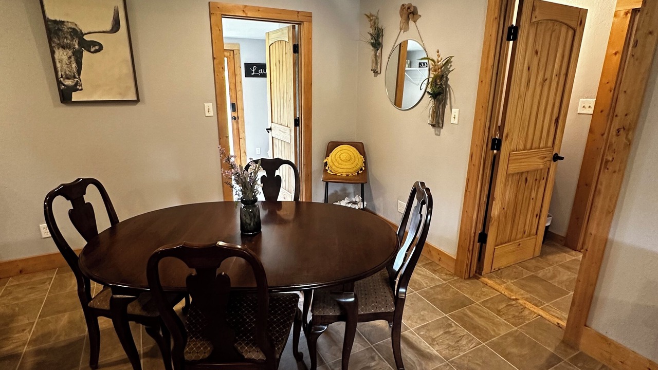 Photo of Bedroom in Helenwood