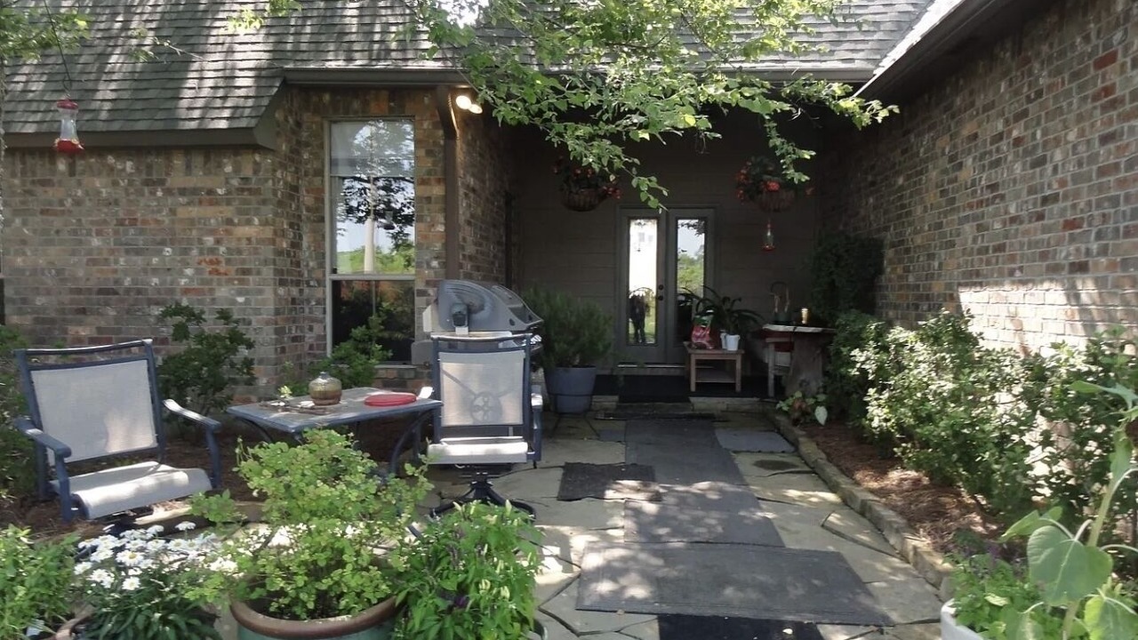 Photo of Outdoor in Old Jefferson