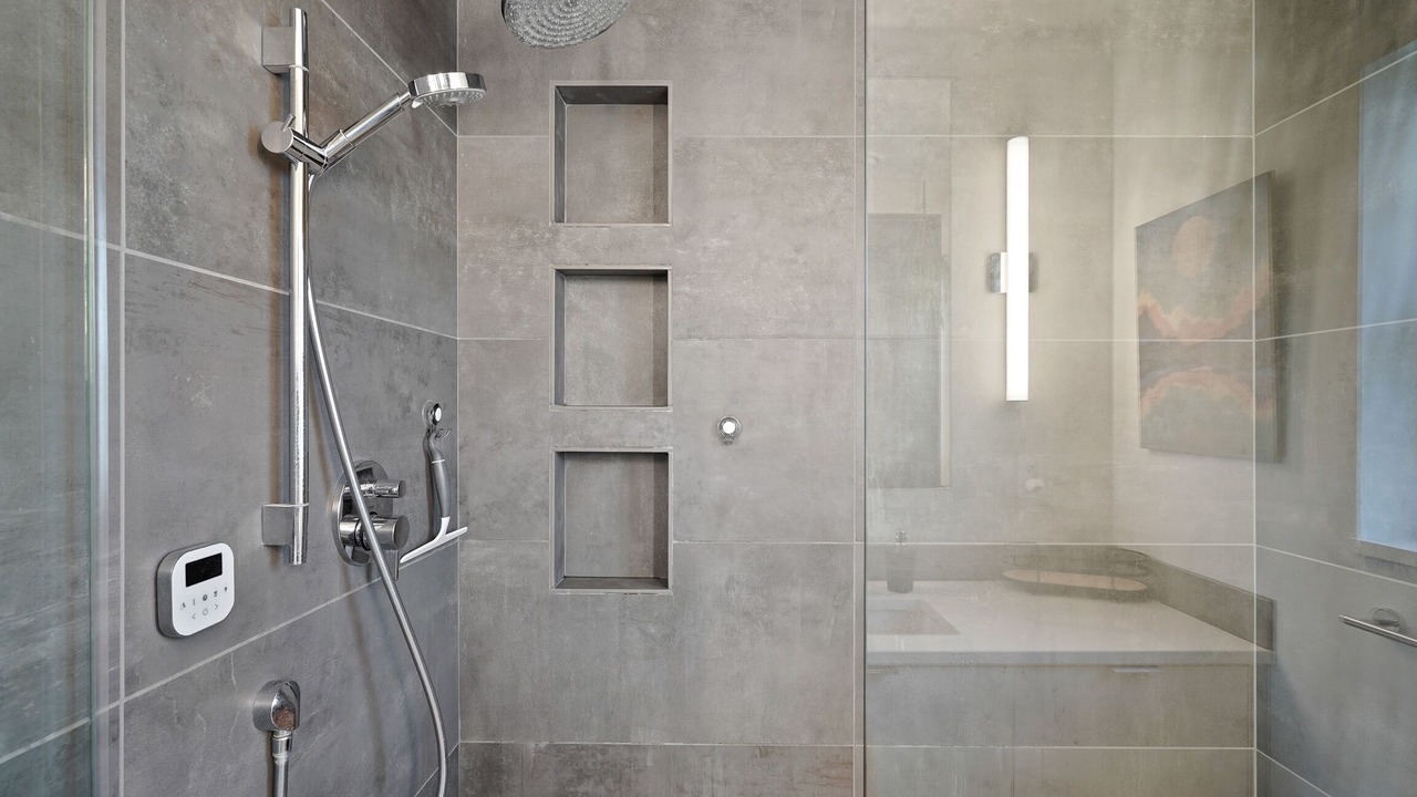 Photo of Bathroom in Terrebonne