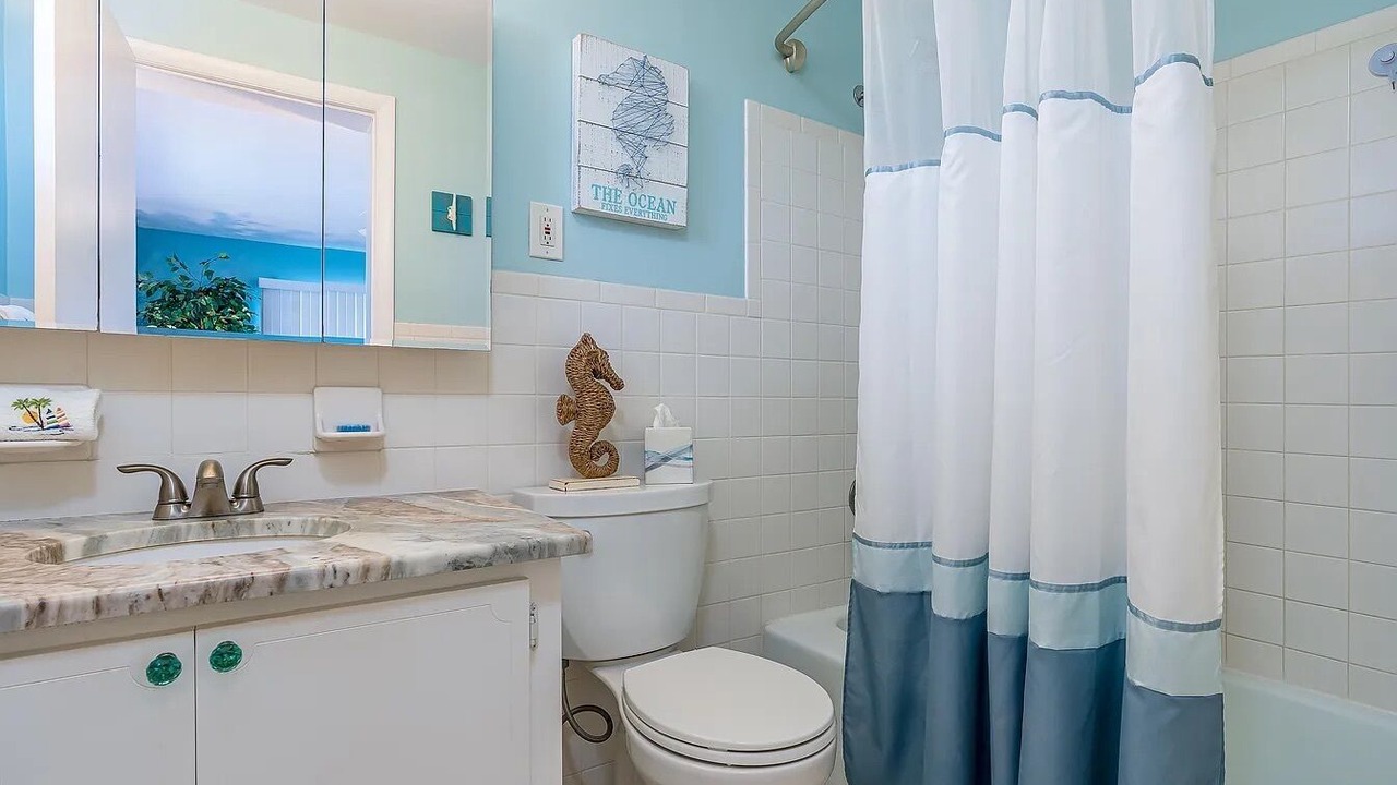 Photo of Bathroom in Key Colony Beach