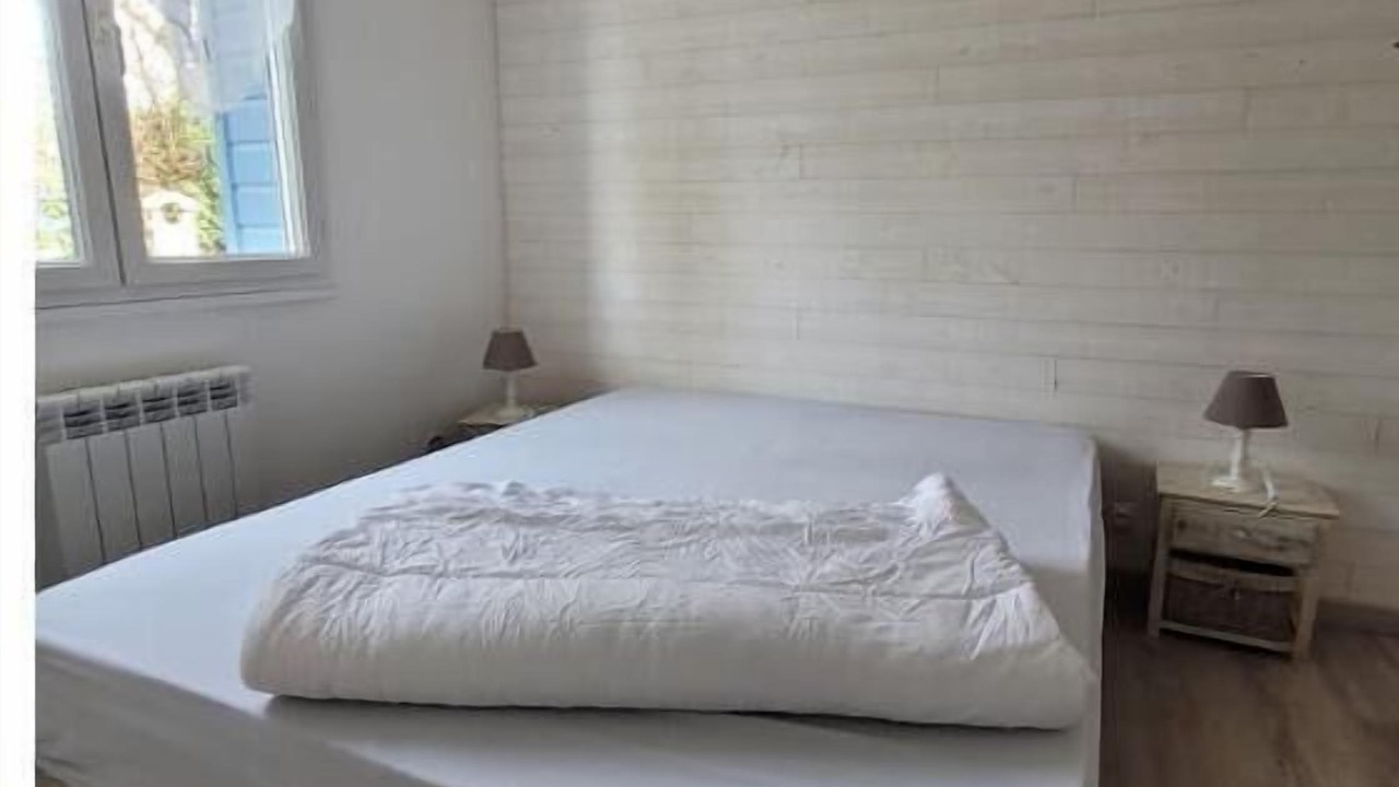 Photo of Bedroom in Saint-Martin-en-Campagne