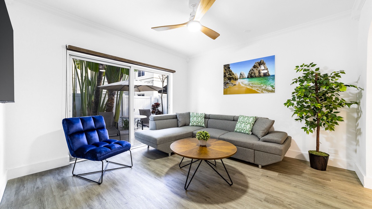 Photo of Livingroom in Coral Ridge