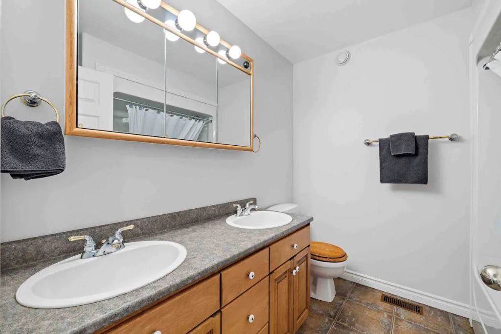 Photo of Bathroom in Central Bedeque