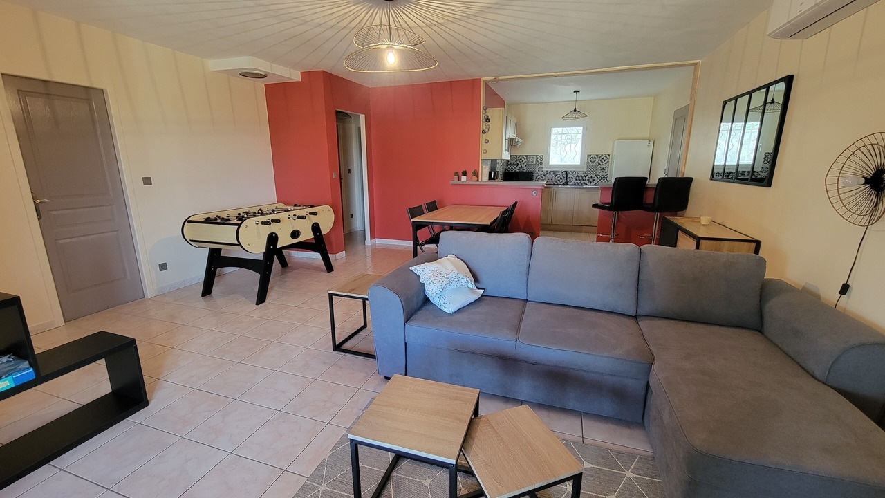 Photo of Livingroom in Saint-Jean-de-Maruejols-et-Avejan