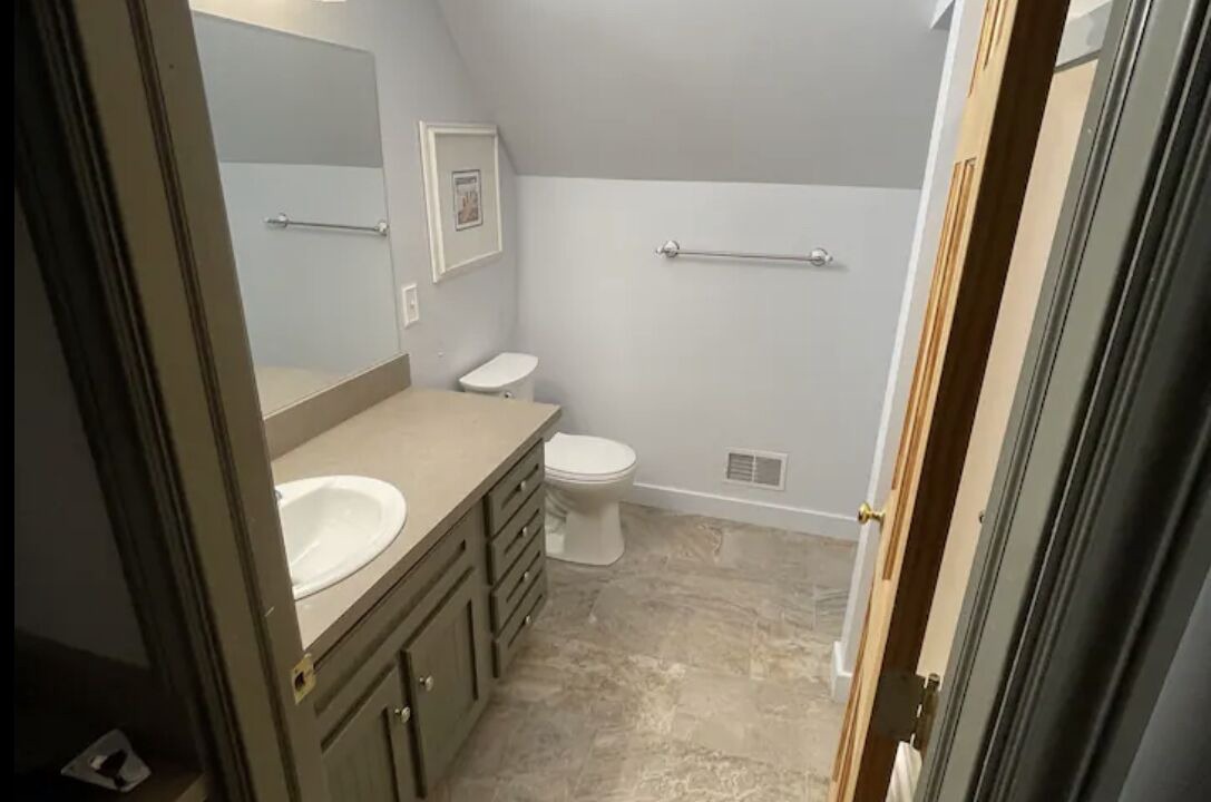 Photo of Bathroom in Levering