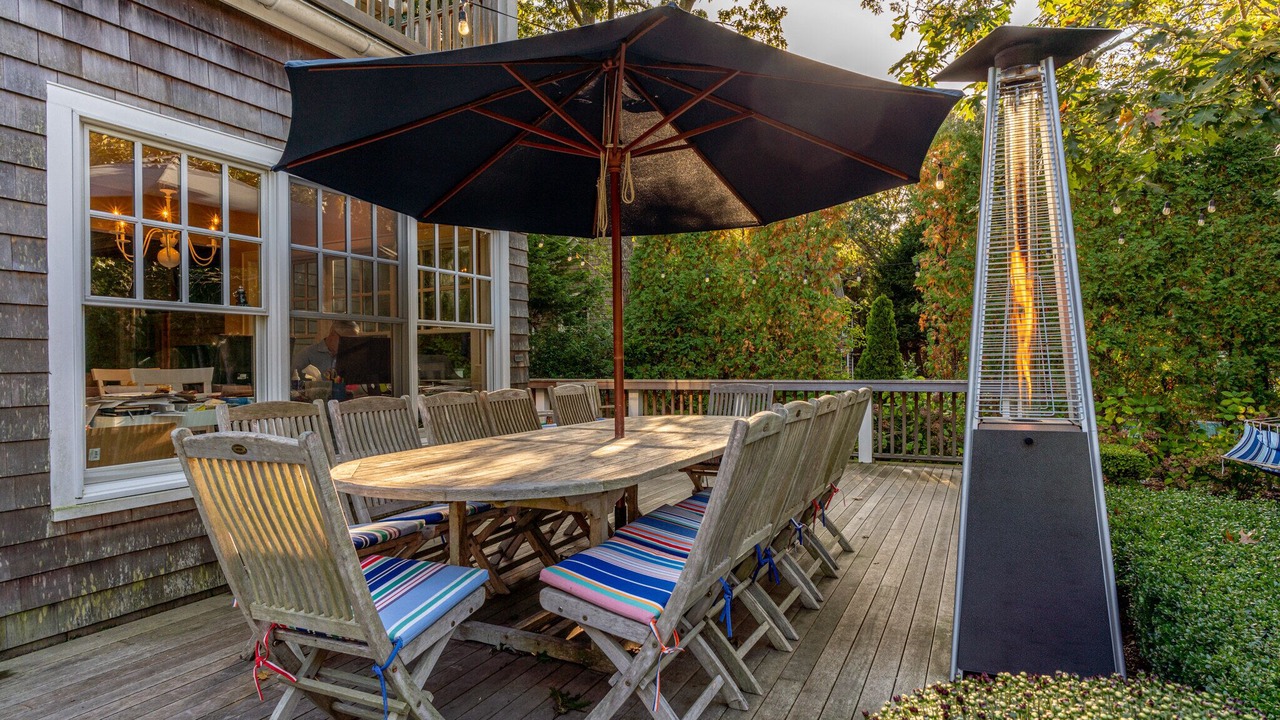 Photo of Outdoor in Wainscott Woods