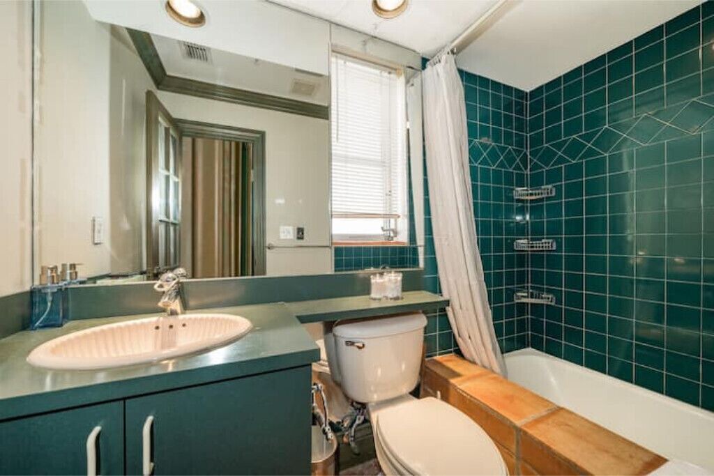 Photo of Bathroom in Parrot Cove