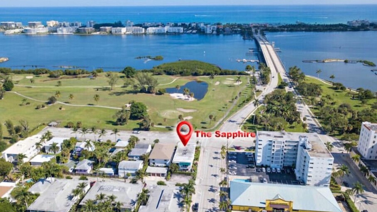 Photo of Outdoor in Parrot Cove