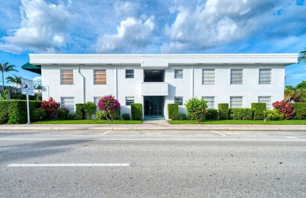 Photo of Outdoor in Parrot Cove