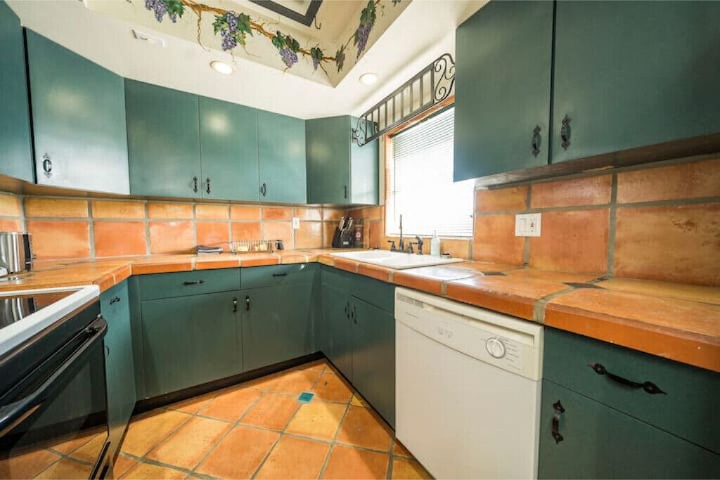 Photo of Kitchen in Parrot Cove