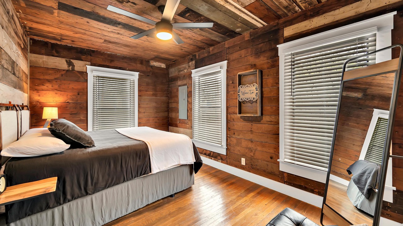 Photo of Bedroom in Waco