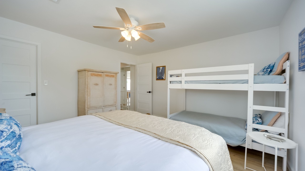 Photo of Bedroom in Granite Shoals