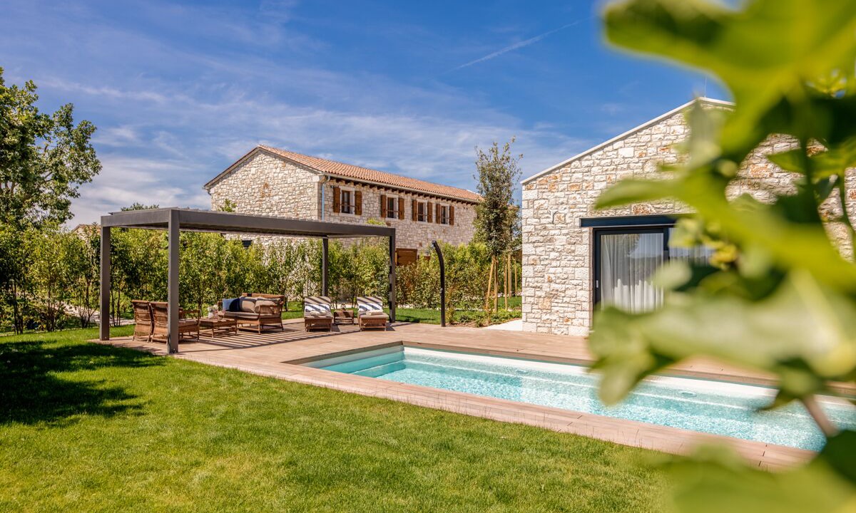 Photo of Outdoor in Bale