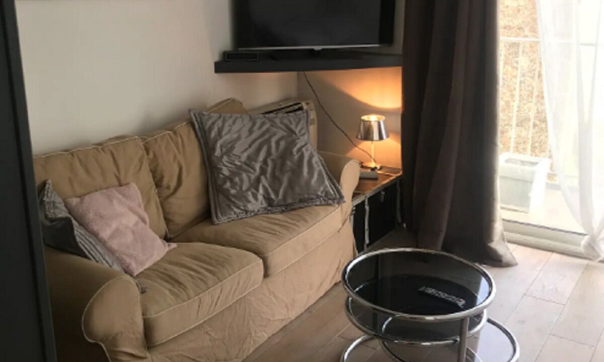 Photo of Livingroom in Saint-Cloud