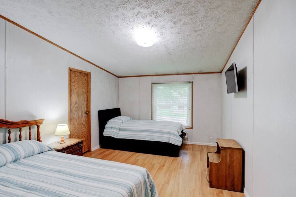 Photo of Others in Gentryville