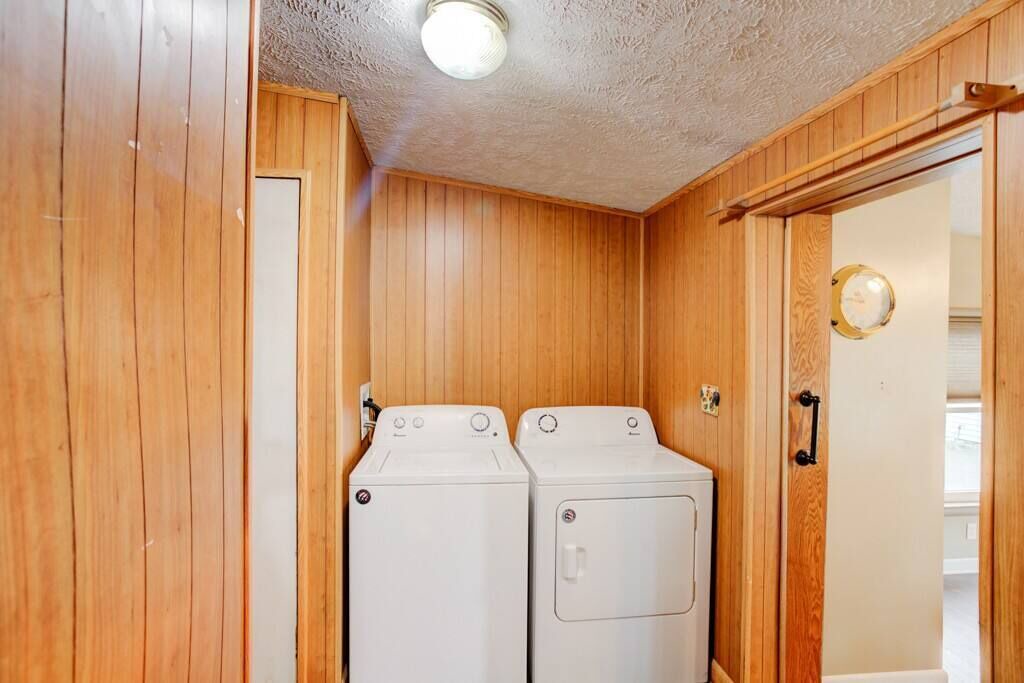 Photo of Others in Gentryville