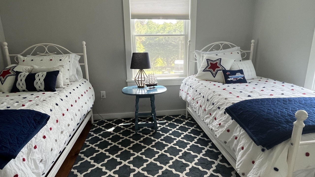 Photo of Bedroom in Surfside