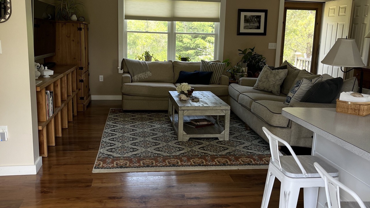 Photo of Livingroom in Surfside