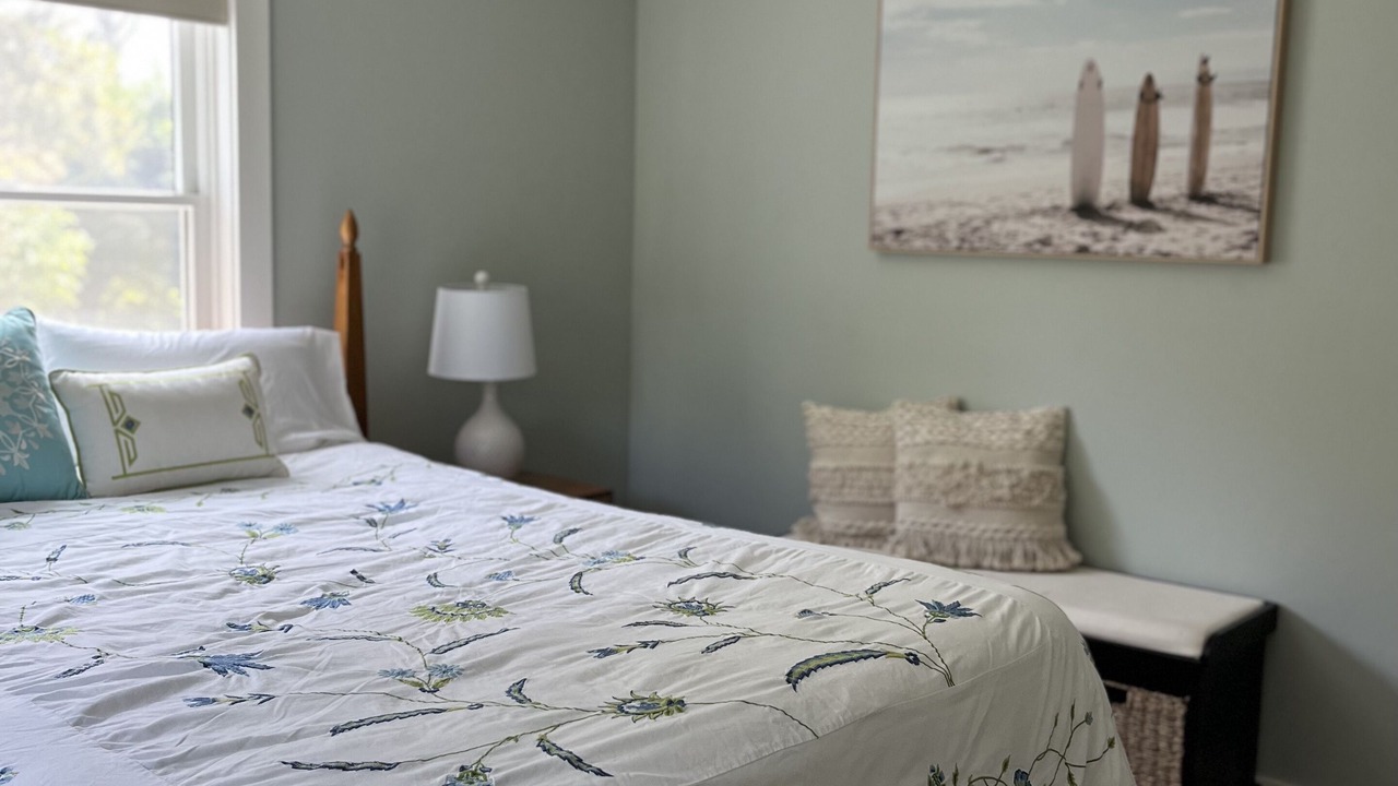 Photo of Bedroom in Surfside