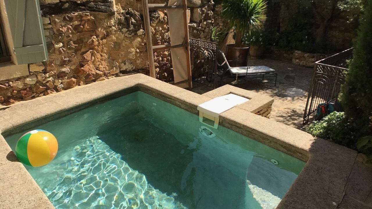 Photo of Outdoor in La Capelle-et-Masmolene