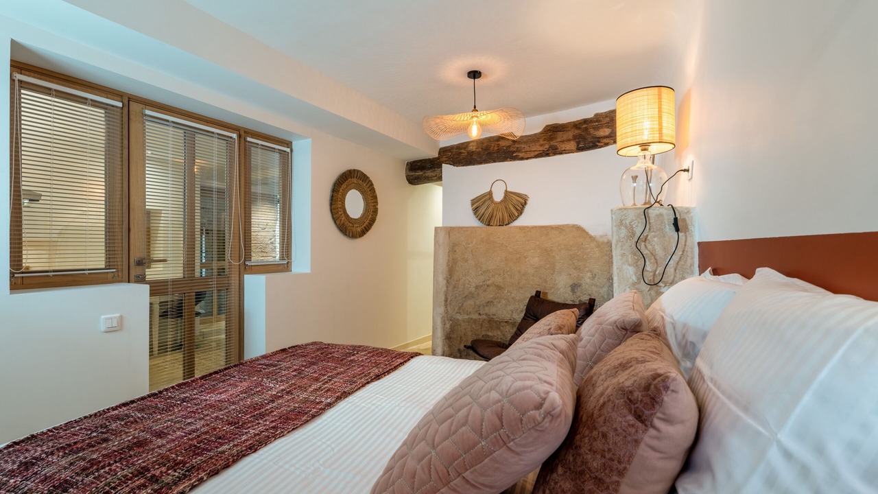 Photo of Bedroom in Lagnes