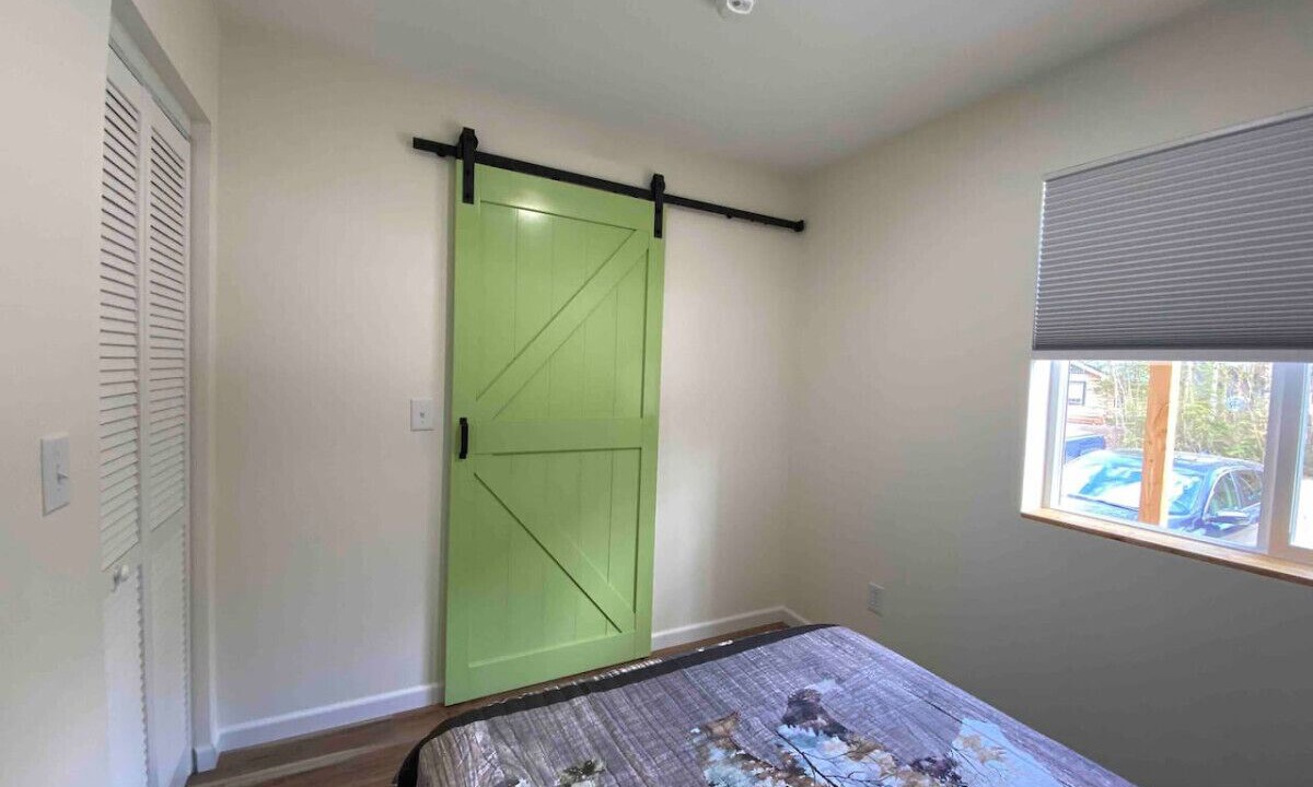 Photo of Bedroom in Talkeetna