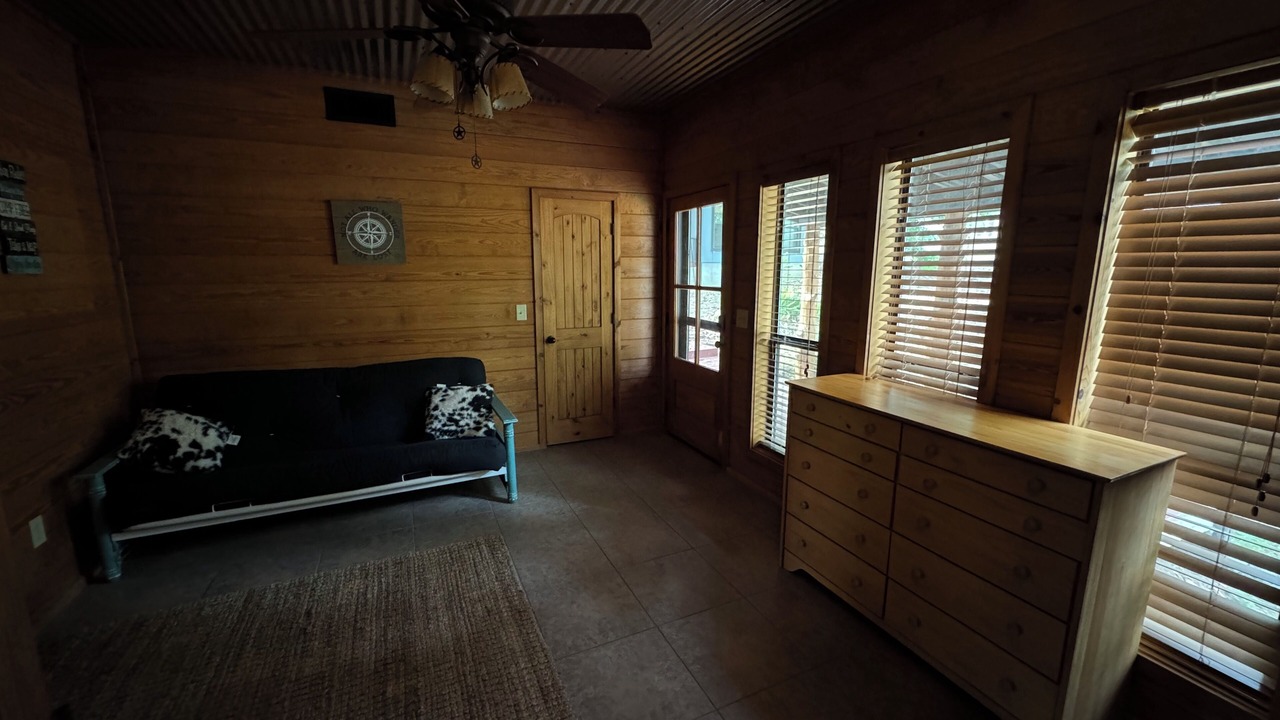 Photo of Livingroom in Jasper