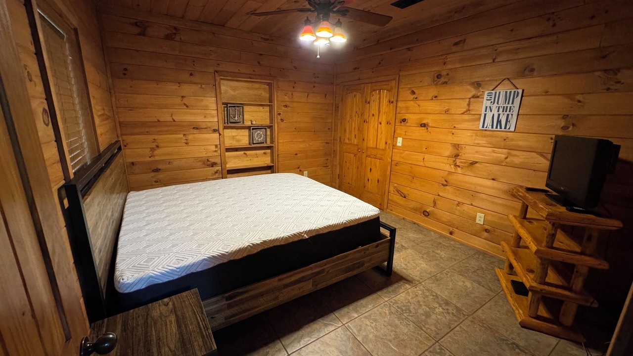 Photo of Bedroom in Jasper