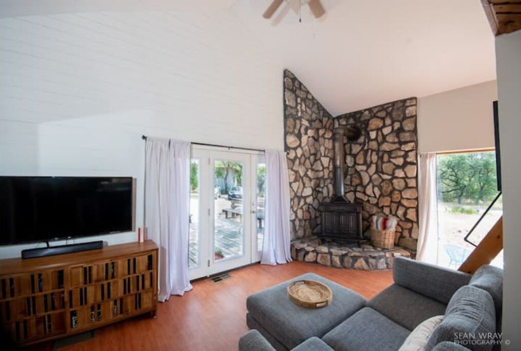 Photo of Livingroom in Driftwood