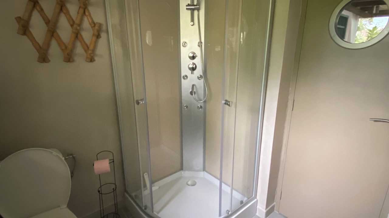 Photo of Bathroom in Montgesty