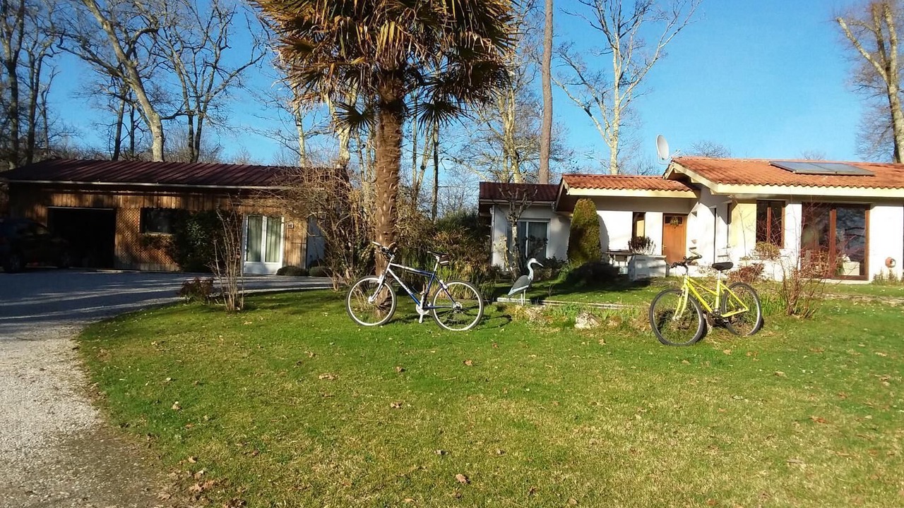 Photo of Outdoor in Lacquy