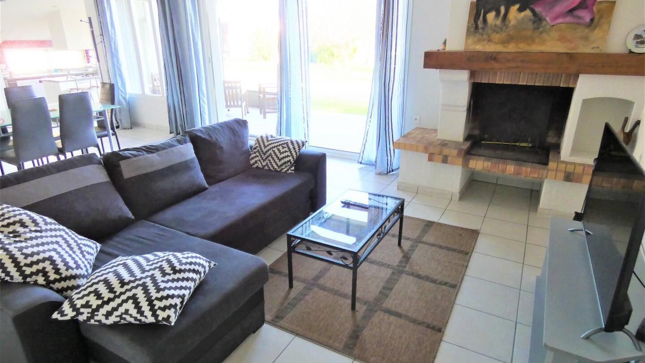 Photo of Livingroom in Herm