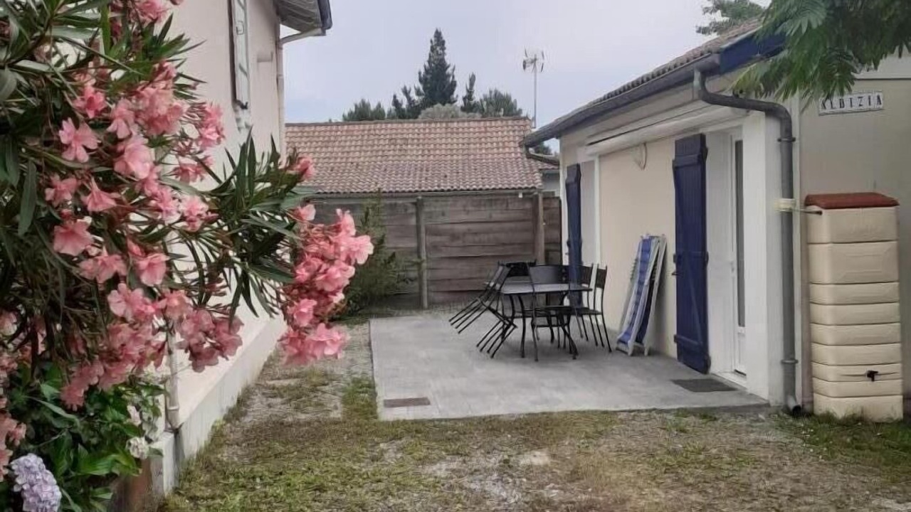 Photo of Patio Balcony in Sainte-Eulalie-en-Born