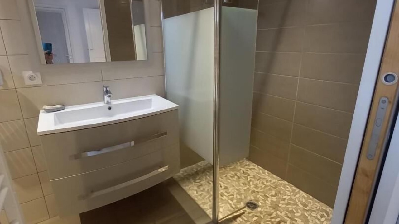 Photo of Bathroom in Sainte-Eulalie-en-Born