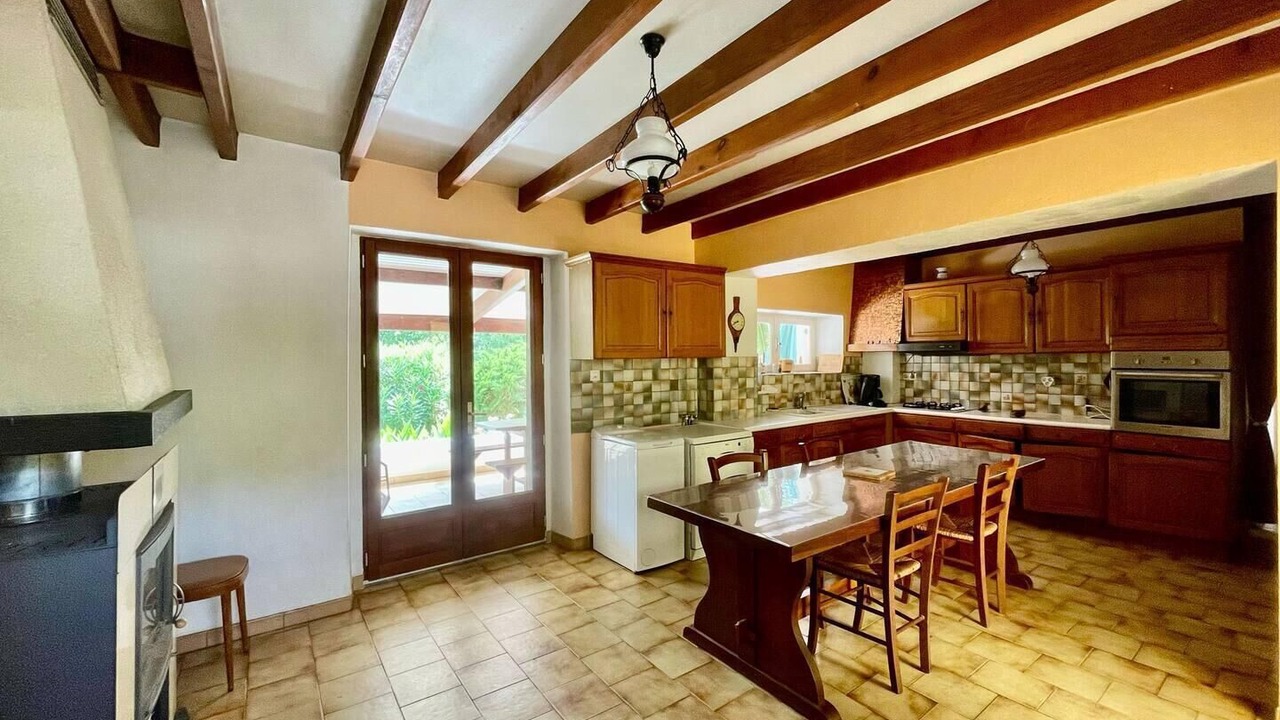 Photo of Kitchen in Monget
