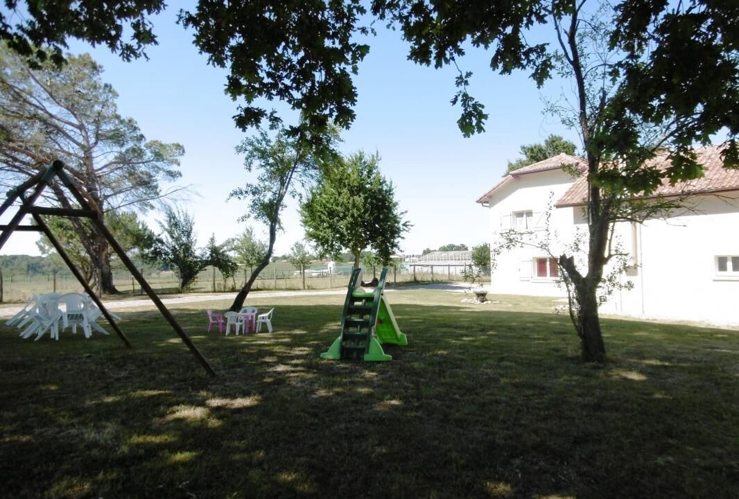 Photo of Others in Montsoue