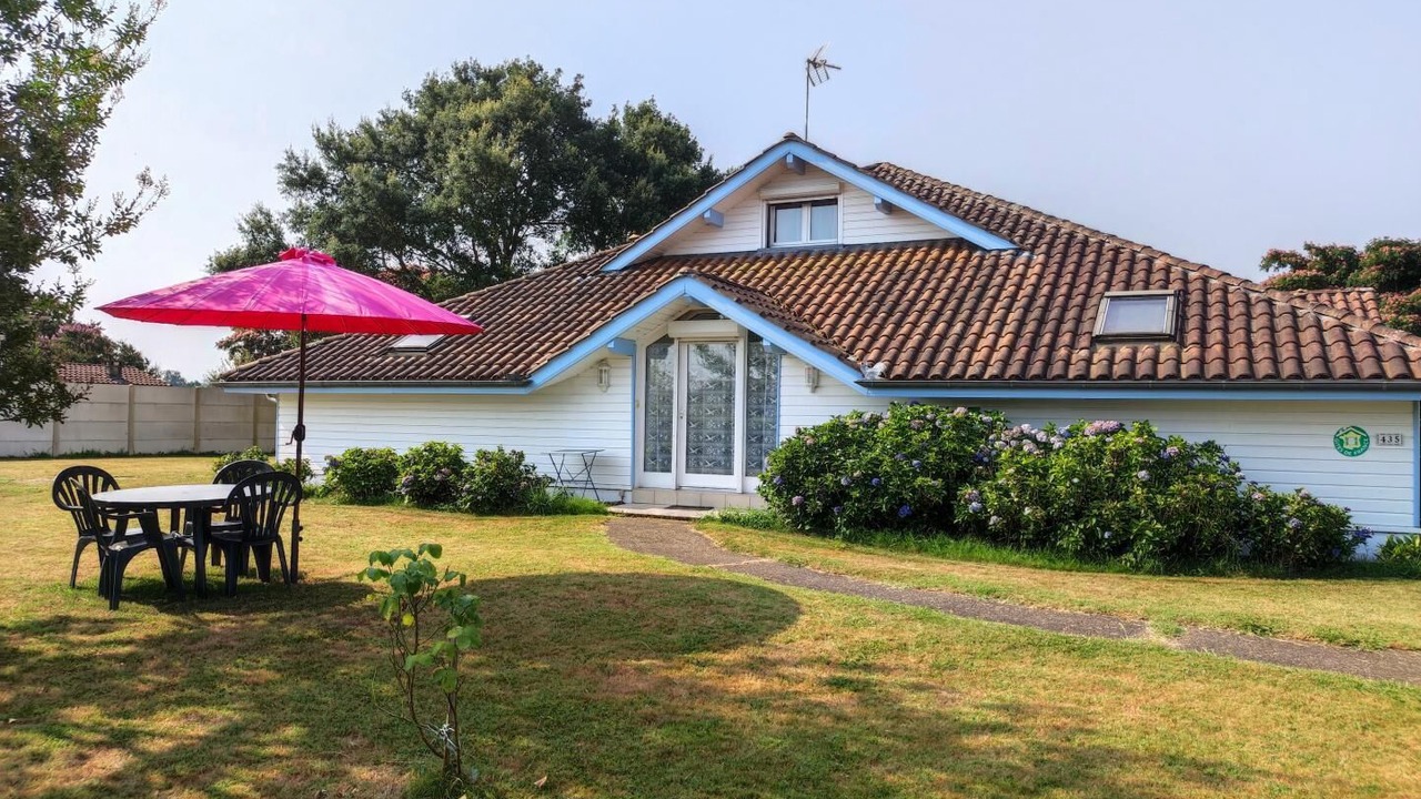 Photo of Outdoor in Onard